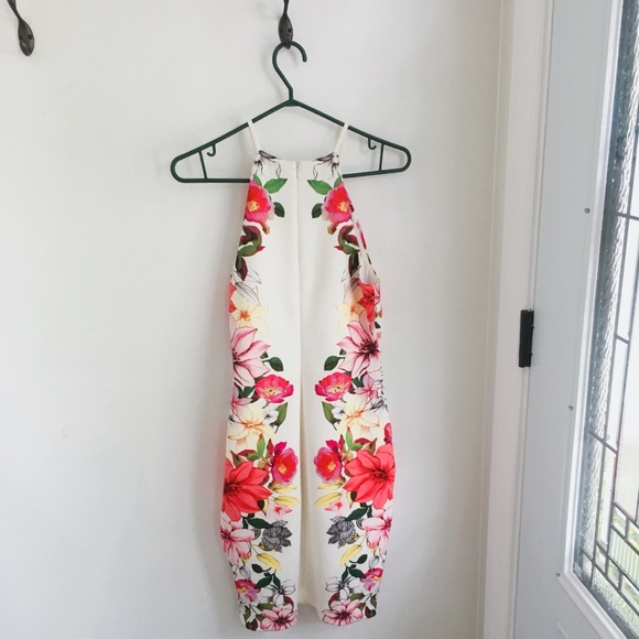 Guess floral dress - Picture 2 of 3